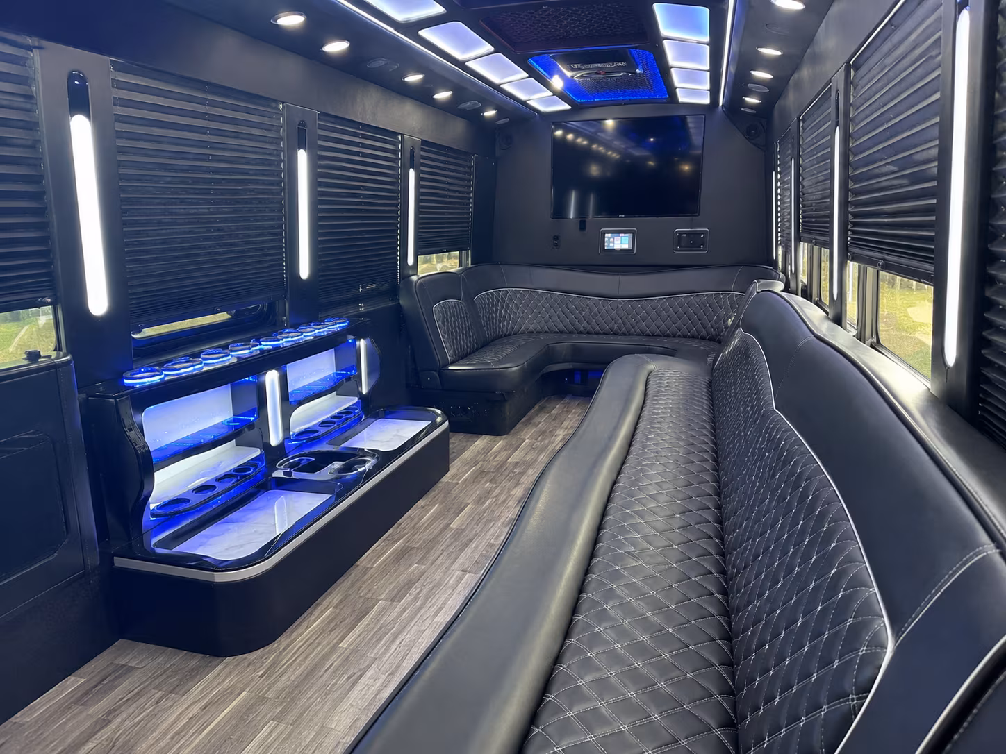 Henderson Winery Tour & Pub Crawl Transportation onboard seating