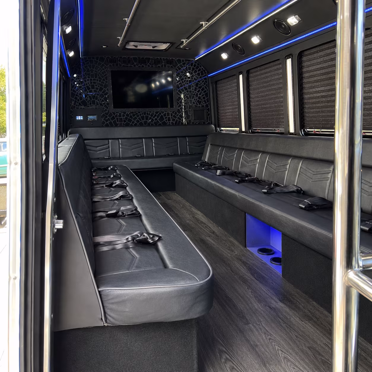North Las Vegas Winery Tour & Pub Crawl Transportation